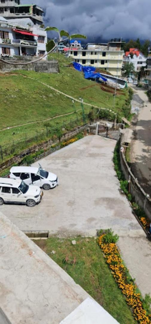 Hotel Dewa Elegance Tawang Buitenkant foto